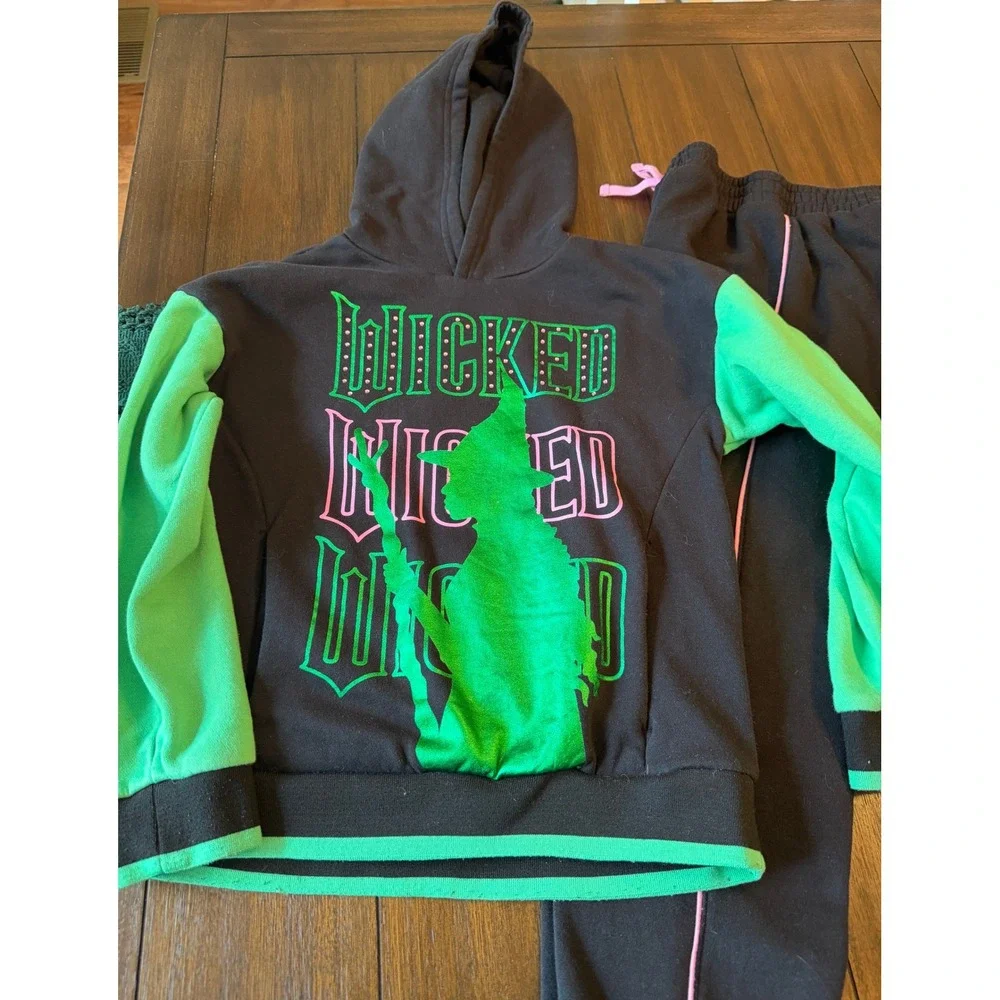 Wicked The Musical Girls Hoodie and Joggers Set Black Green Pink Size L 10/12